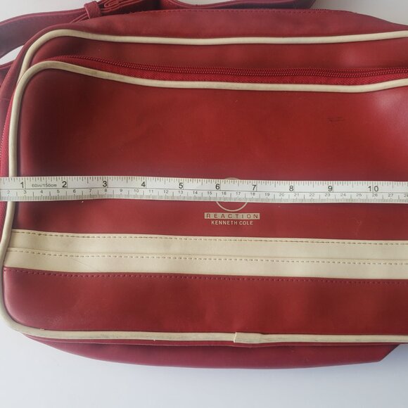 82 "Reaction Kenneth Cole" men's red messenger bag vintage style - Picture 4 of 9